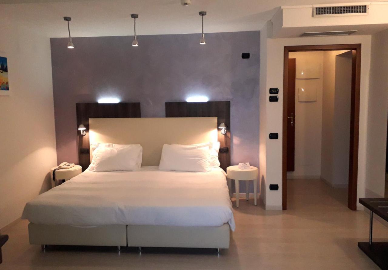 Hotel L'Approdo Pettenasco Dış mekan fotoğraf