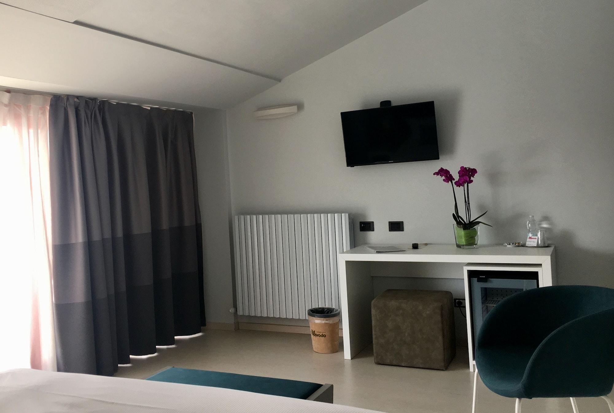 Hotel L'Approdo Pettenasco Dış mekan fotoğraf